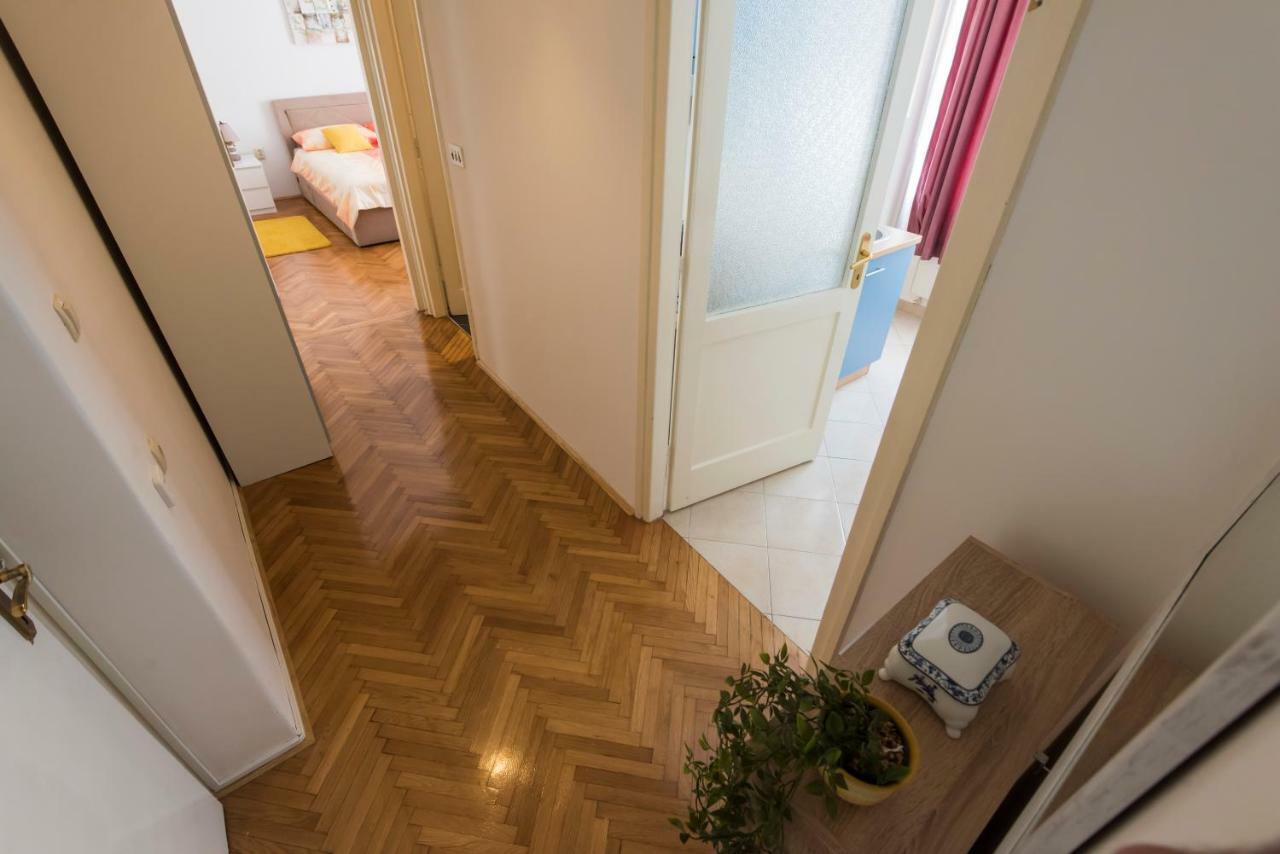 T&M Apartment With Parking In The Old Town 자다르 외부 사진