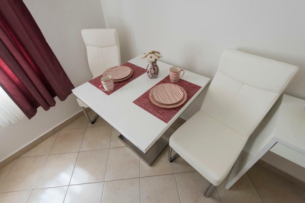 T&M Apartment With Parking In The Old Town 자다르 외부 사진
