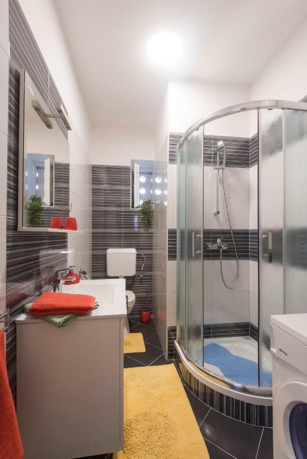 T&M Apartment With Parking In The Old Town 자다르 외부 사진